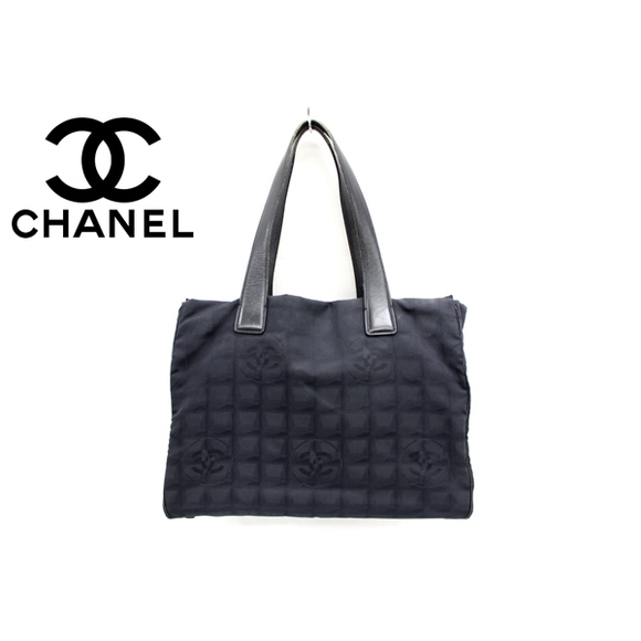 Chanel MM Black Bag Line Travel - Picture 1 of 1